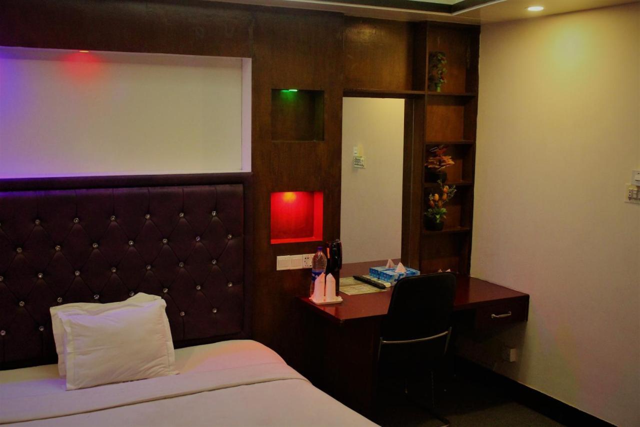 Hotel Blue Bird Dhaka Luaran gambar