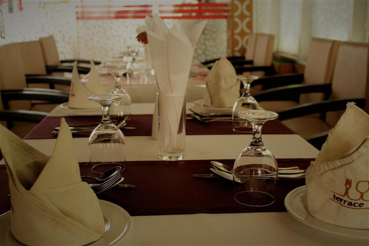Hotel Blue Bird Dhaka Luaran gambar