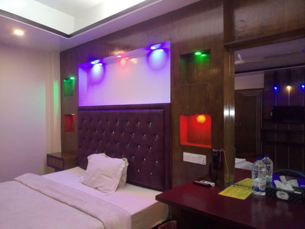 Hotel Blue Bird Dhaka Luaran gambar